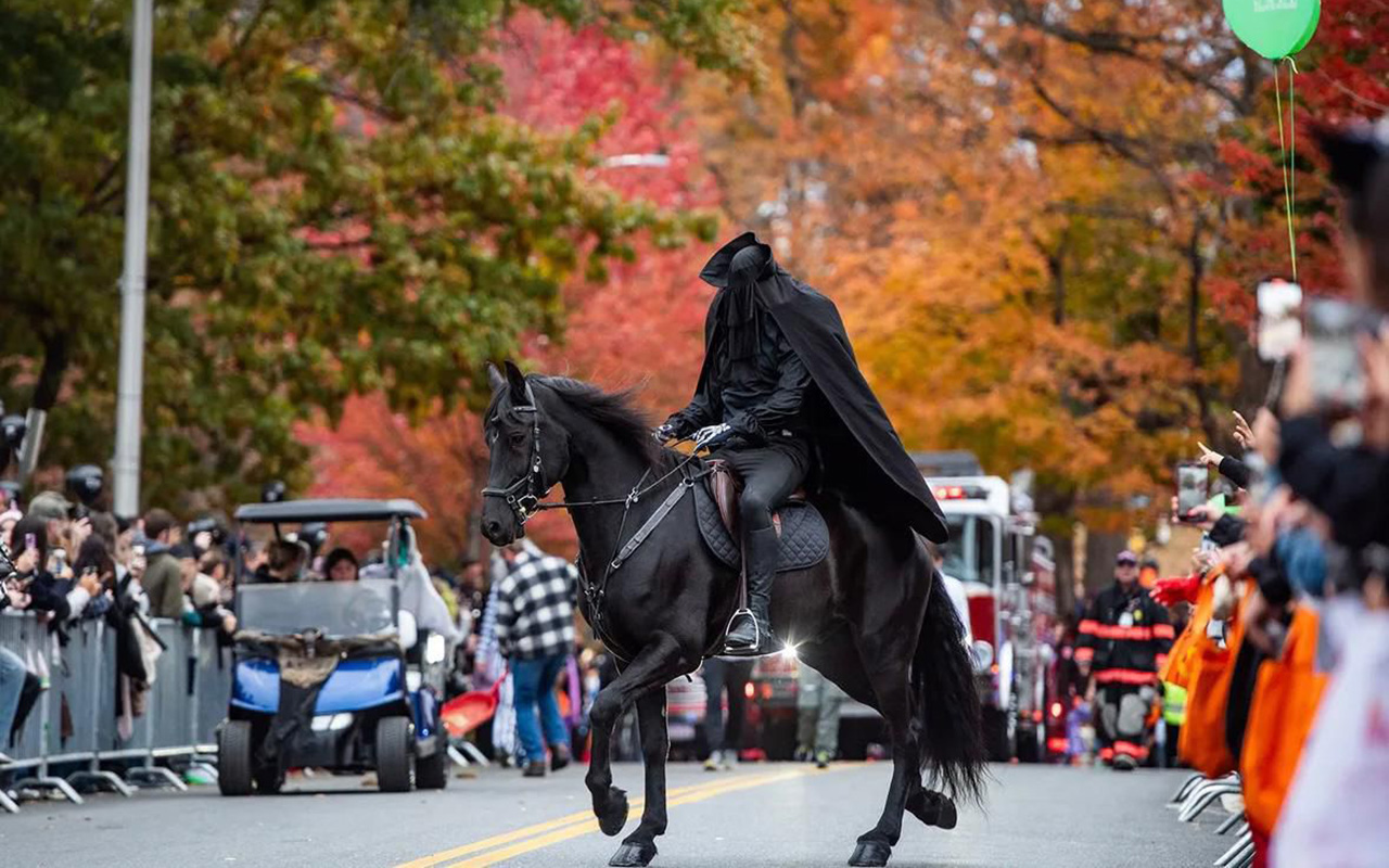 Meet The Headless Horse(wo)man Of Sleepy Hollow